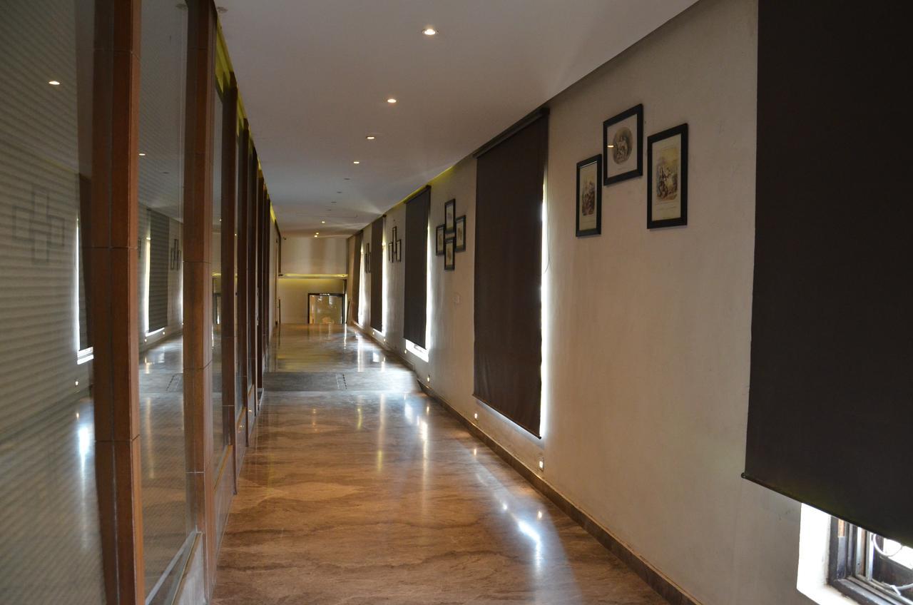 Hotel Aroma Inn Sirsa Exterior foto