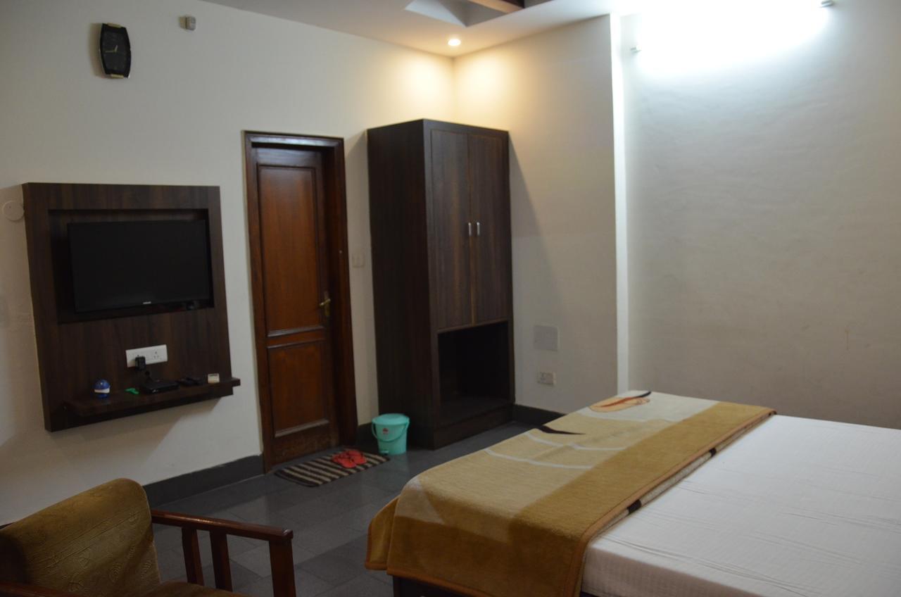 Hotel Aroma Inn Sirsa Exterior foto